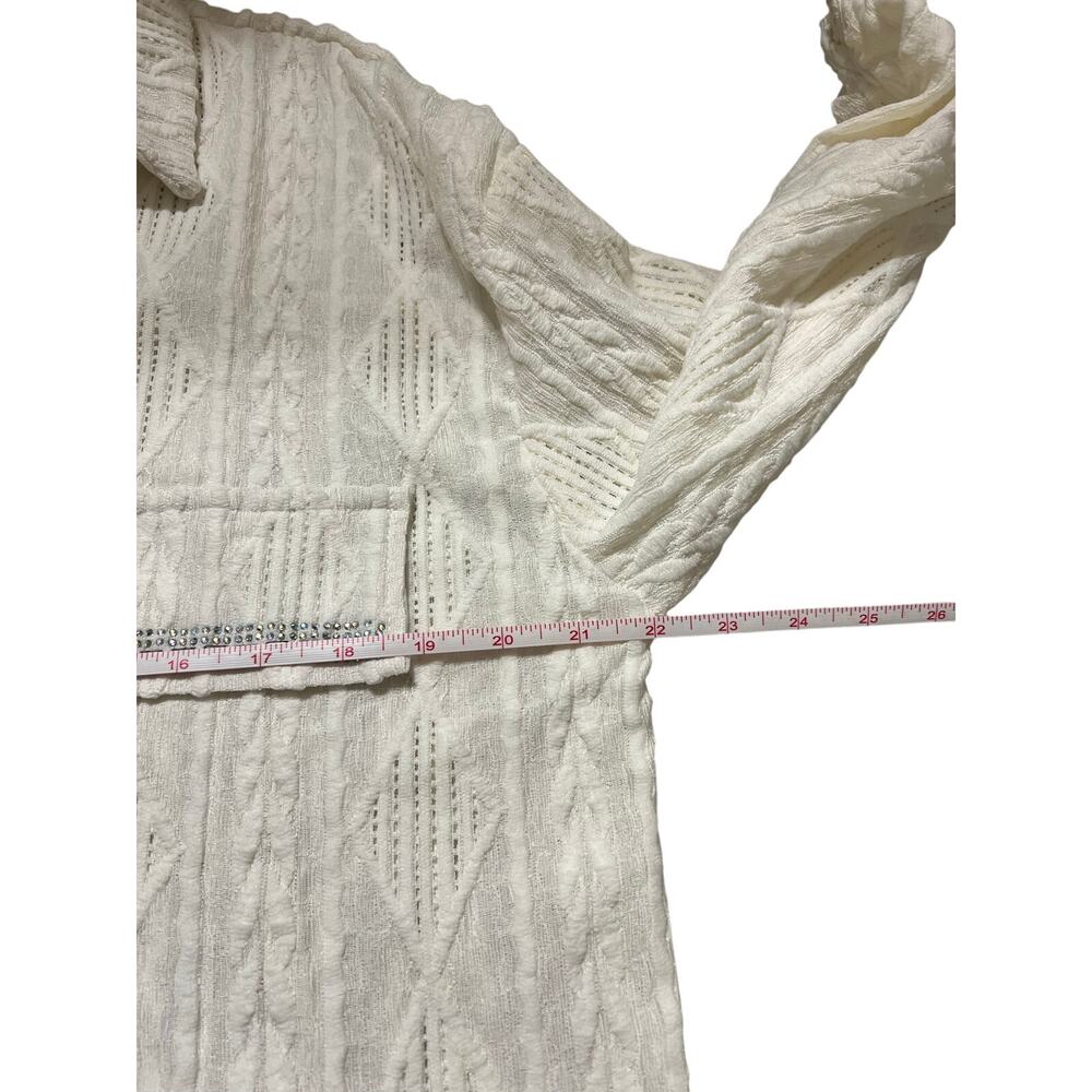 Liwisi Cream Textured Button Down Blouse – Size M – NWT - Picture 5 of 8